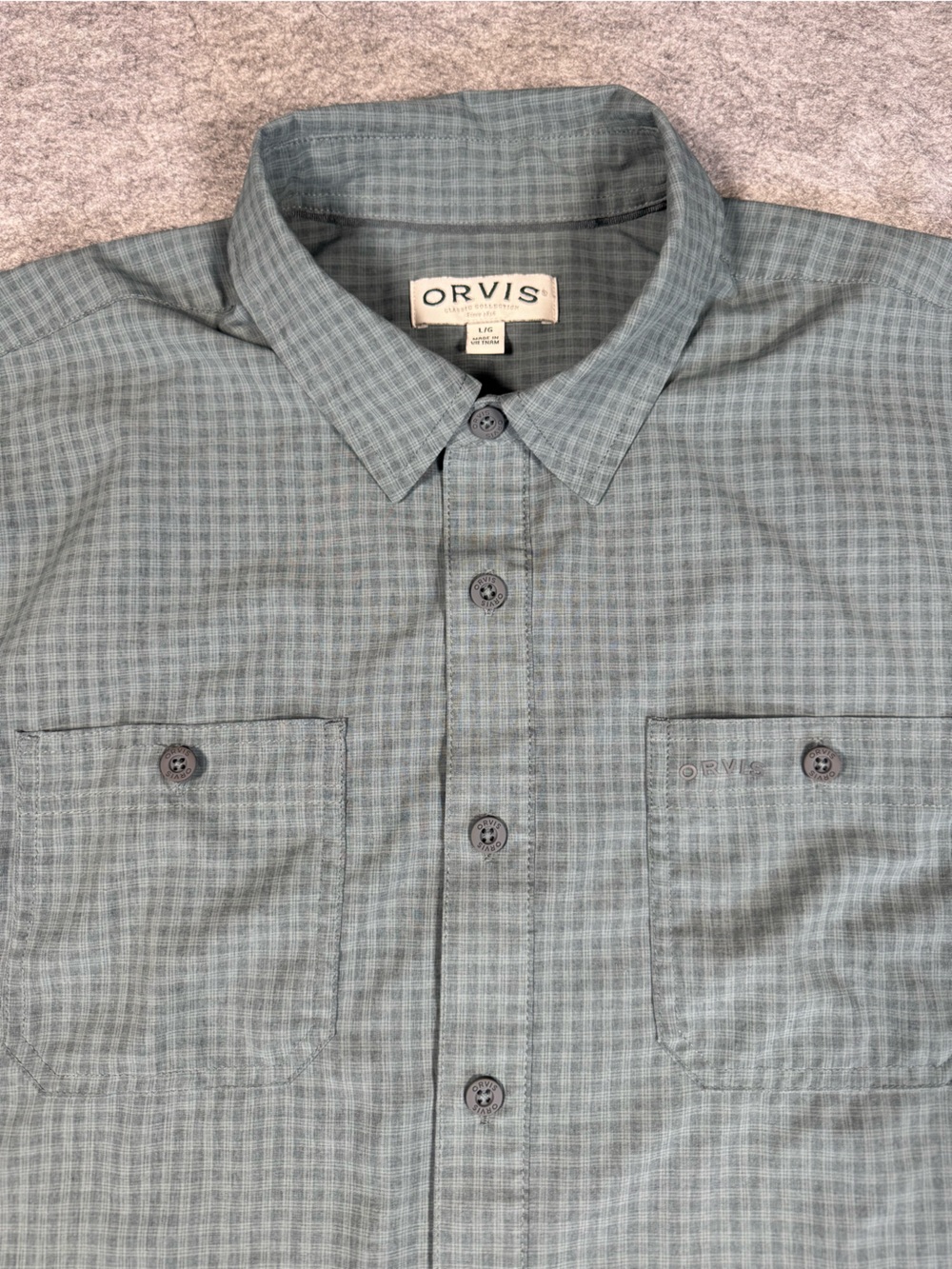Orvis Shirt Mens Large  Blue Check Short Sleeve Button Front Classic Outdoor